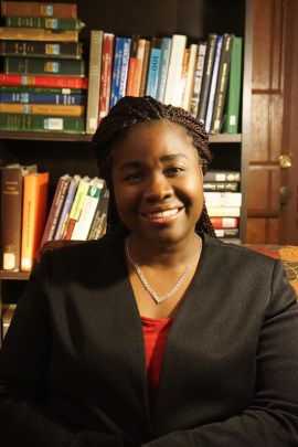 Fionas headshot from robert